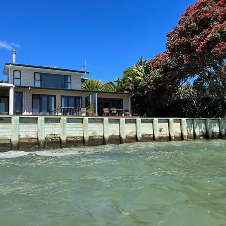 Absolute Waterfront Serenity Near Auckland Clarks Beach Екстериор снимка