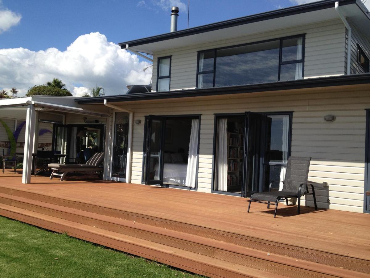 Absolute Waterfront Serenity Near Auckland Clarks Beach Екстериор снимка
